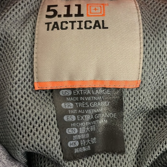 5.11 Tactical Mens Light Weight short sleeve button front shirt Size XL - Picture 6 of 6